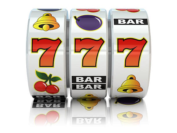 Live dealer blackjack and roulette tables at etoh